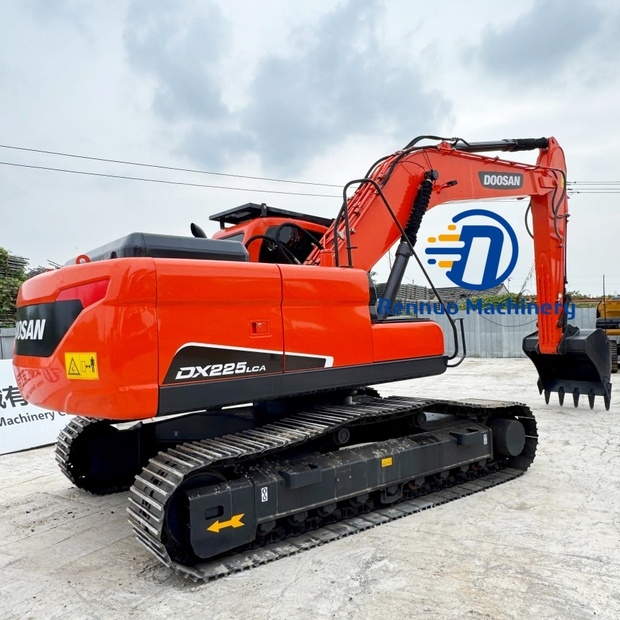 2022 Daewoo / Doosan DX225LC-9C-43411674