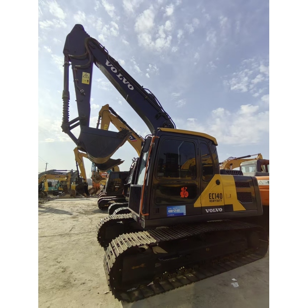 2023 فولفو EC140-43411740
