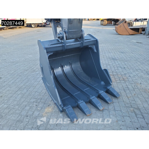 2025 هيونداي R215L-43411972