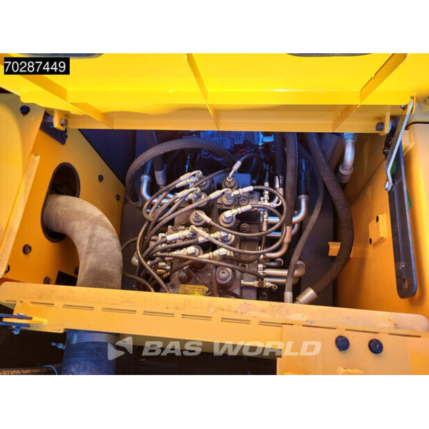 2025 هيونداي R215L-43411978