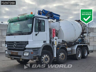 صورة ل مضخات الخرسانة 2005 مرسيدس بنز Actros 3241