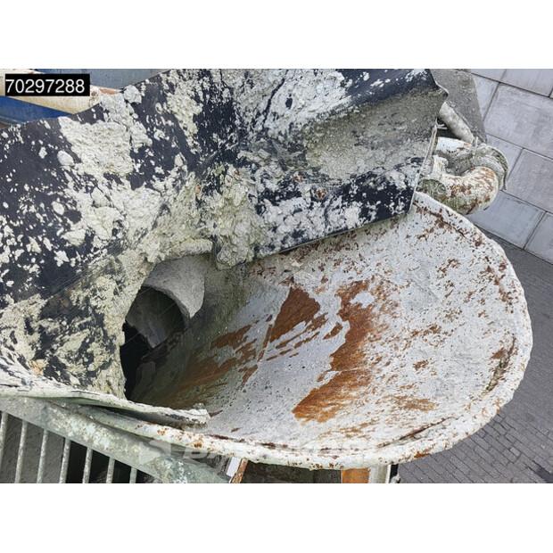 2005 Mercedes-Benz Actros 3241-43412079