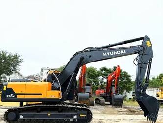 Image for EXCAVATORS 2021 Hyundai HX220HD