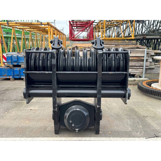 2011 كوبيلكو CKE2500-43415234