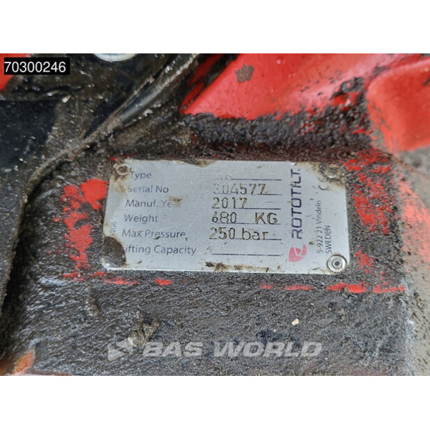 2017 Komatsu PC210LC-10-43415728