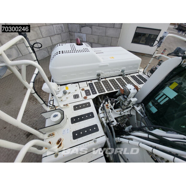 2017 Komatsu PC210LC-10-43415753