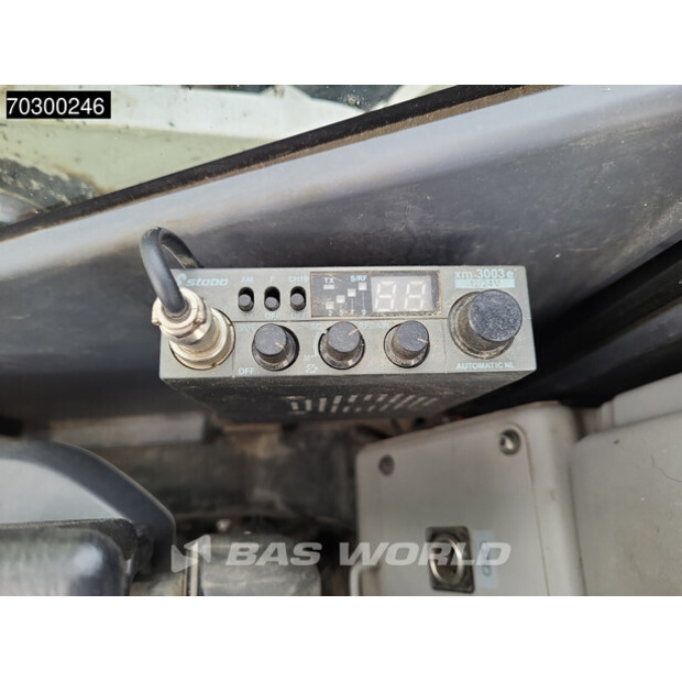 2017 Komatsu PC210LC-10-43415779