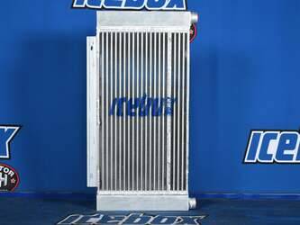 Image de Oil Cooler UNIVERSAL Used