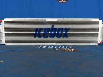 Image de Condenseur de climatisation Ac Condenser Caterpillar Used