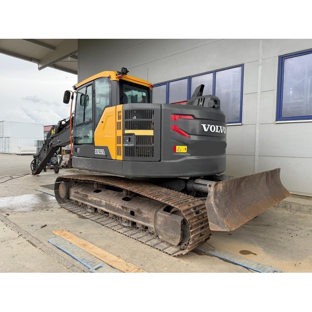 2018 فولفو ECR235EL-43426916