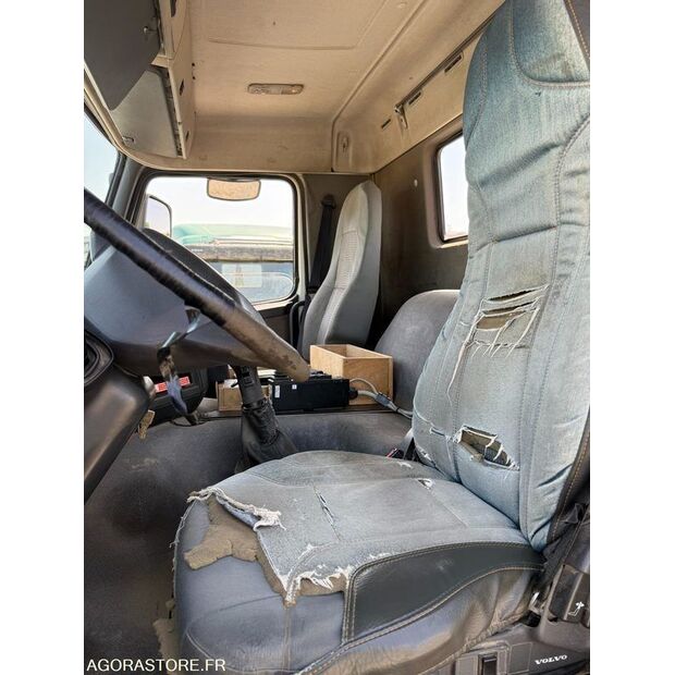 2004 Volvo FM12-43434200