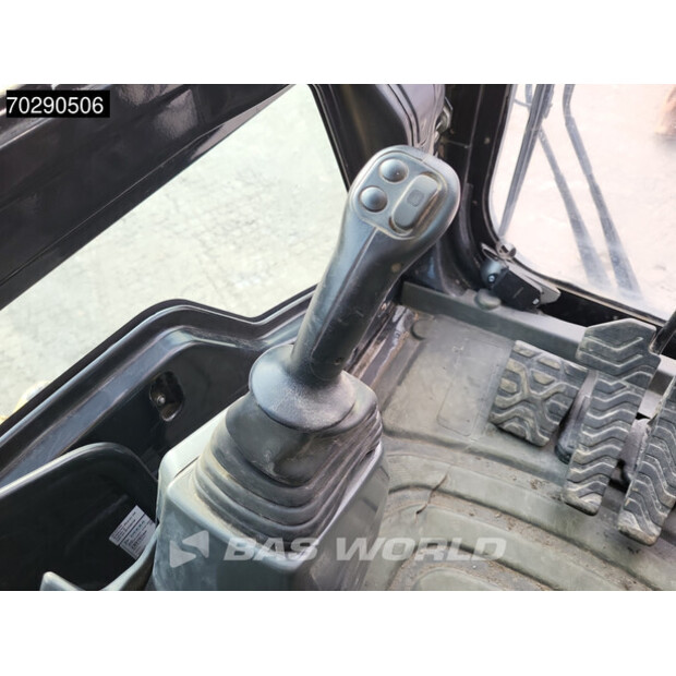 2012 Caterpillar 390DL-43436936