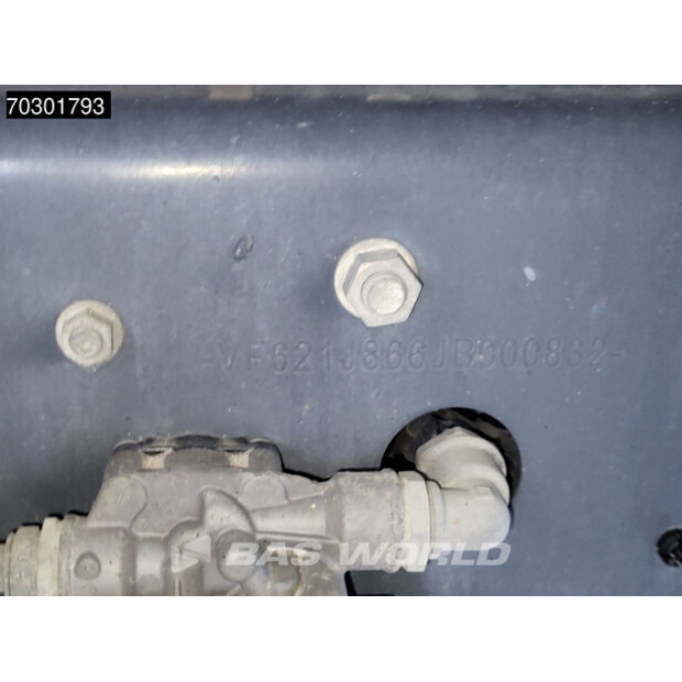 2017 Renault C280-43437343