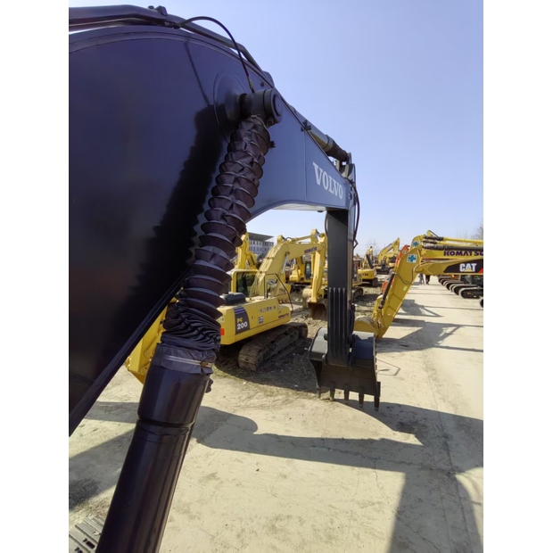 2023 Volvo EC300-43440005