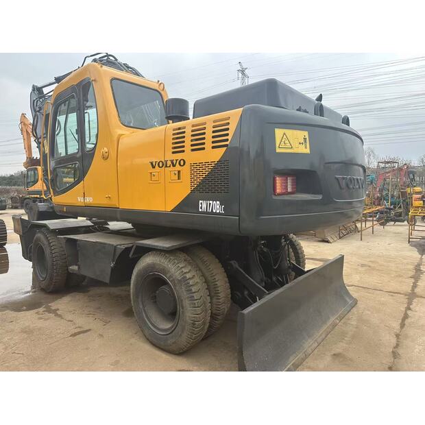 2023 فولفو EW170BLC-43440132