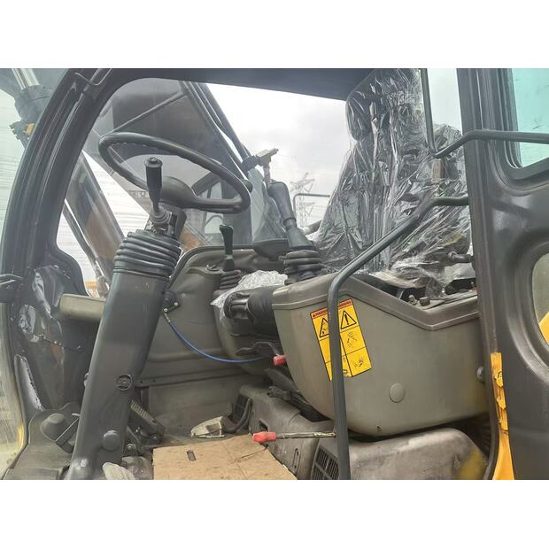 2023 فولفو EW170BLC-43440135