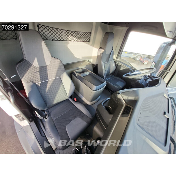 2025 MAN TGS 33.400-43440525