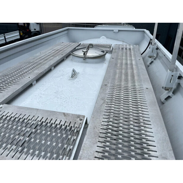 2023 Mercedes-Benz Axor 3344-43440775