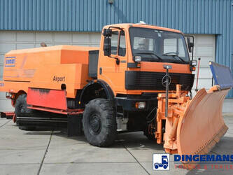 صورة ل آلات رمي الثلج 1993 مرسيدس بنز SK 2031