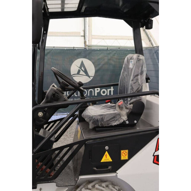 2025 Yuchaï Z25-43441216