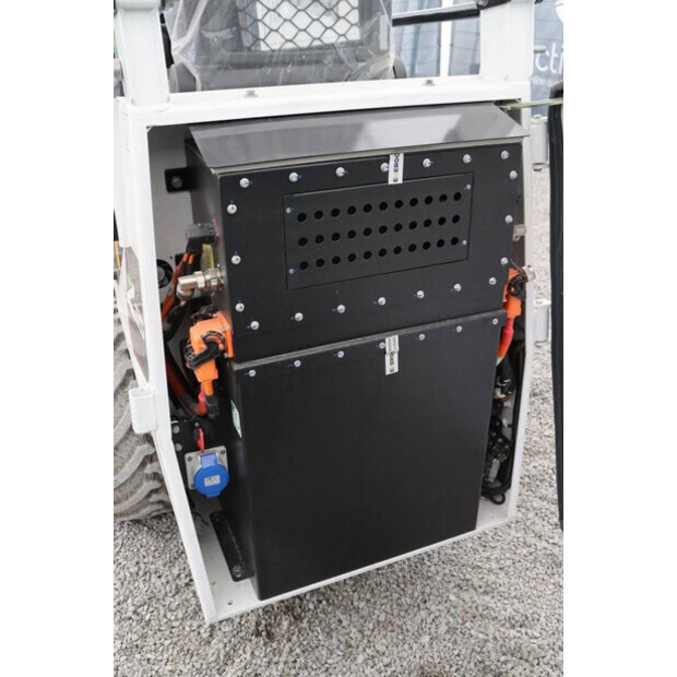 2025 Yuchaï Z25-43441227