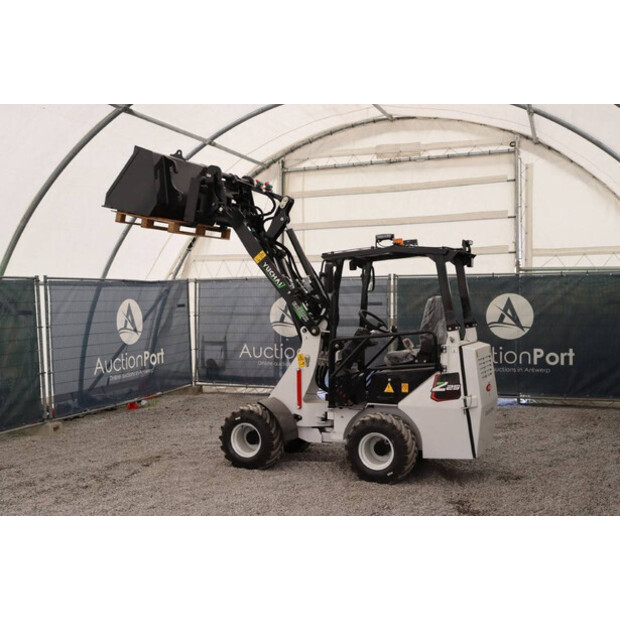 2025 Yuchaï Z25-43441234