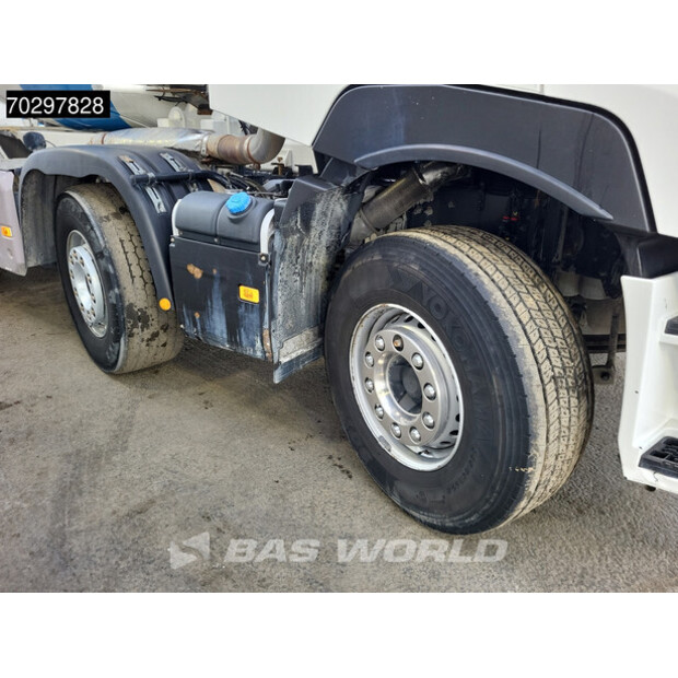 2020 Renault C520-43441600