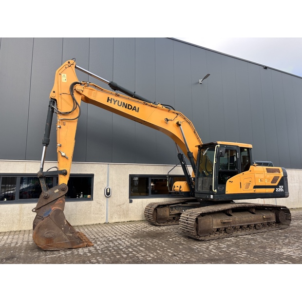 2019 هيونداي HX220L-43448638