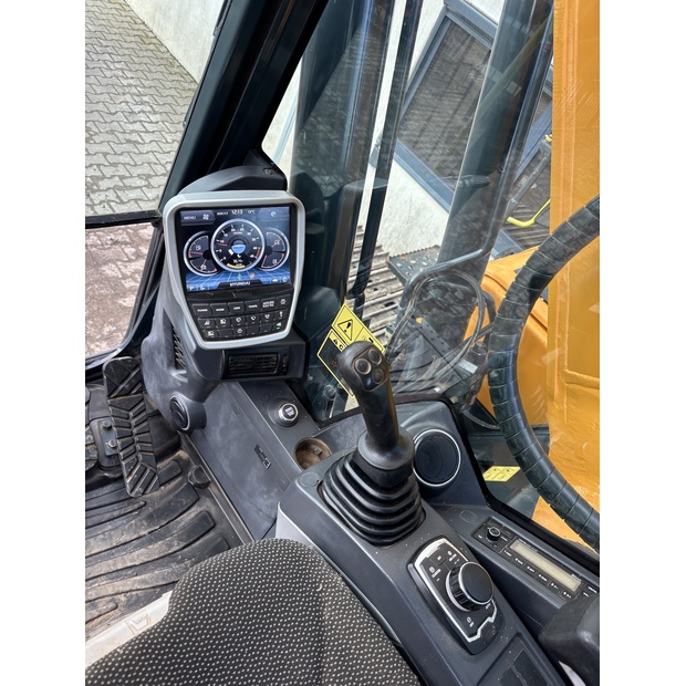 2019 هيونداي HX220L-43448654