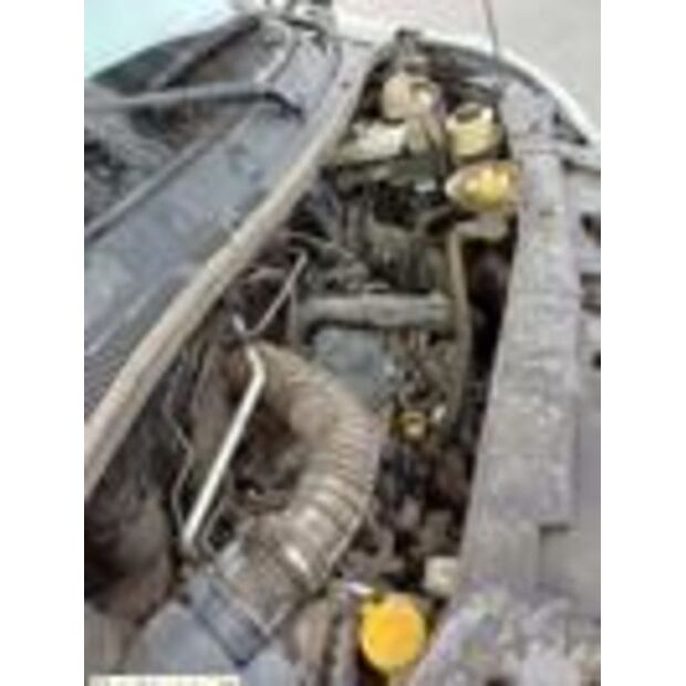 2013 رينو Master-43455802