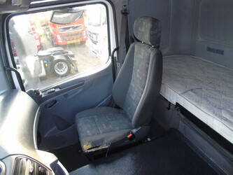 2006-mercedes-benz-axor-1843-1379558-43456437