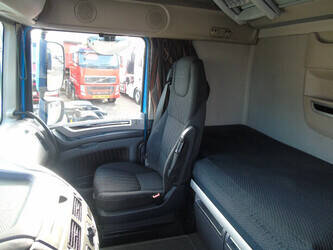 2018-daf-xf-106-480-1379560-43456502