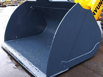 صورة ل مرفقات 2015 هيونداي HL970