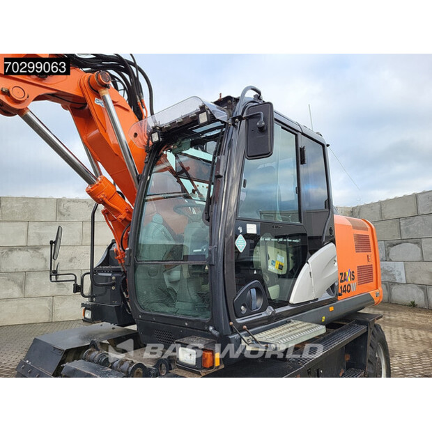 2015 Hitachi ZX140W-5B-43456973
