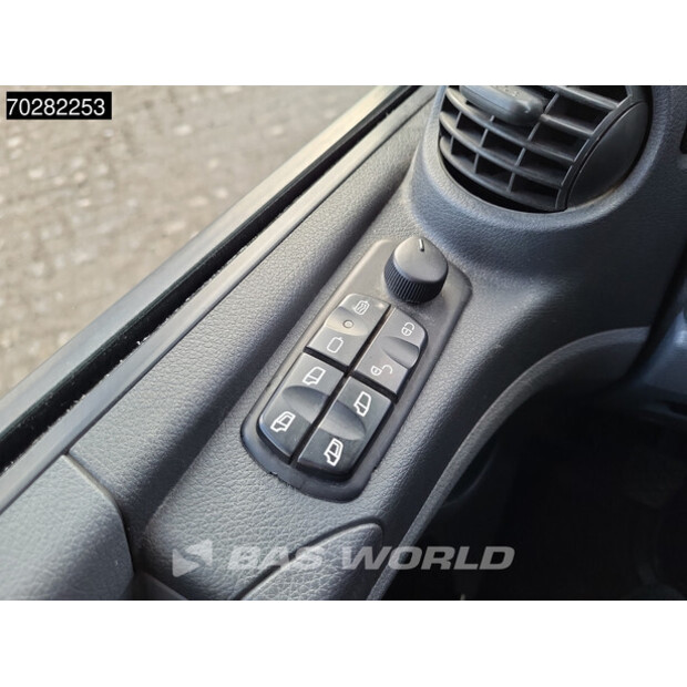 2011 Mercedes-Benz Atego 1324-43457142