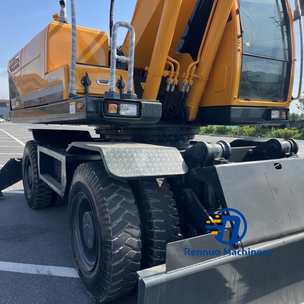 2022 Hyundai HY210W-43458560