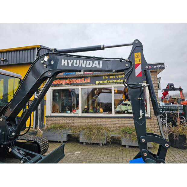 2025 هيونداي HX60PRO-43458707