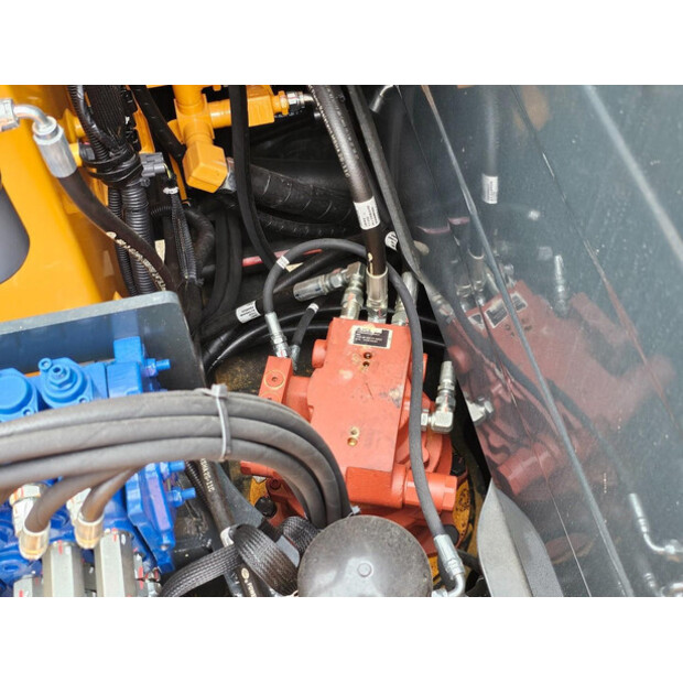 2025 هيونداي HX60PRO-43458732