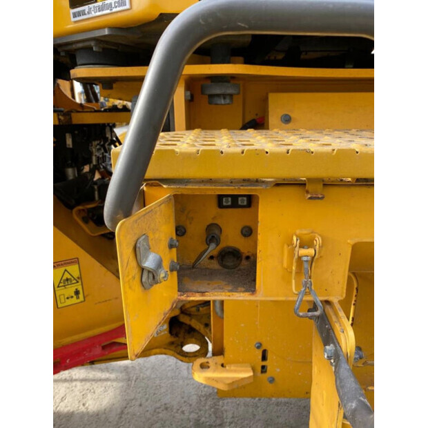 2015 فولفو L90G-43459328