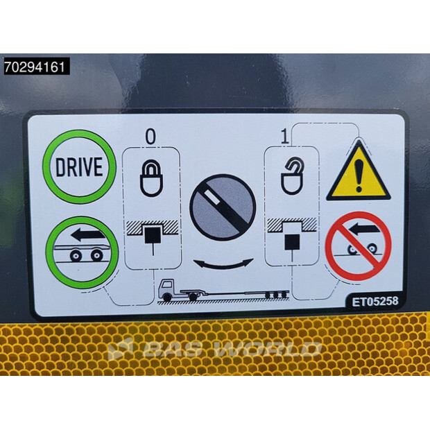 2025 Kässbohrer LB3E-43459591