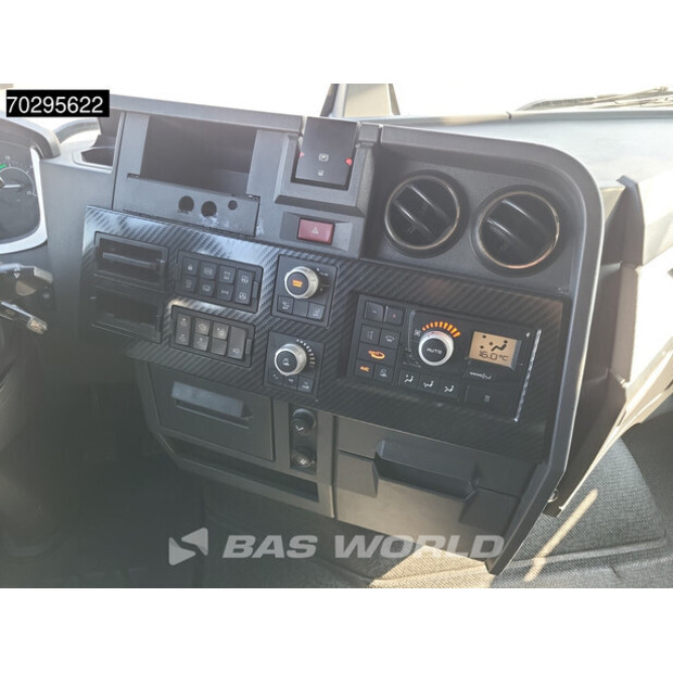 2020 Renault T520-43459809