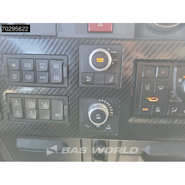 2020 Renault T520-43459811