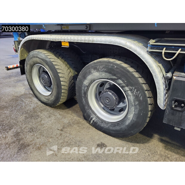 2017 مرسيدس بنز AROCS 3343-43460127