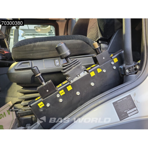 2017 مرسيدس بنز AROCS 3343-43460145