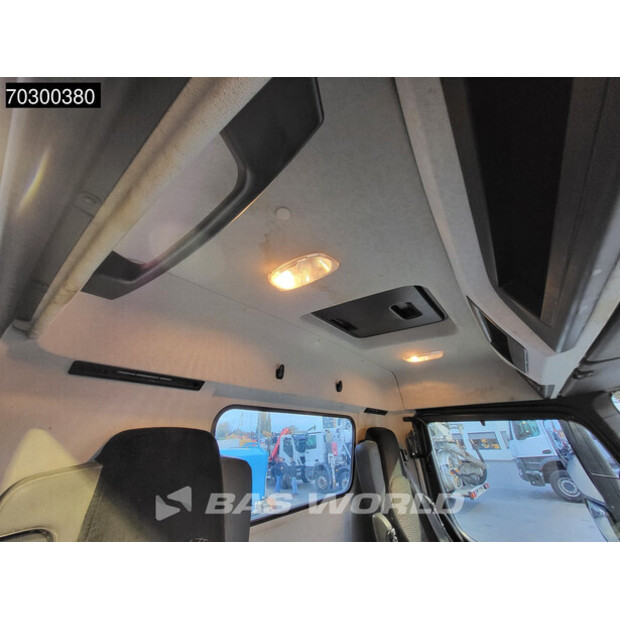 2017 مرسيدس بنز AROCS 3343-43460148