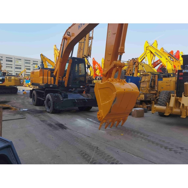 2019 Hyundai R210W-7-43460810