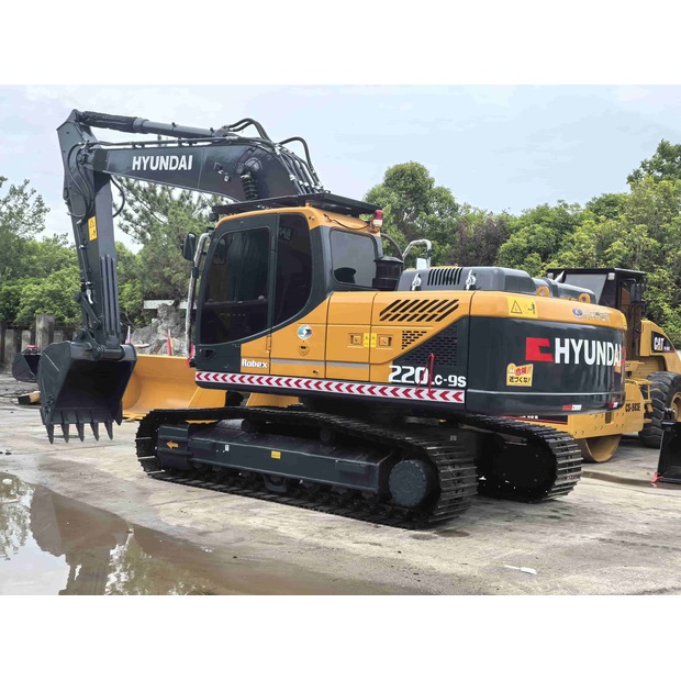 2021 هيونداي R220LC-9S-43460824