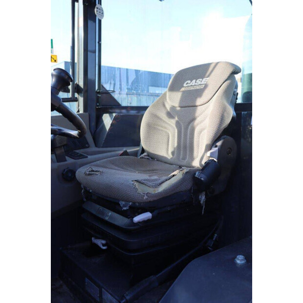 2016 CASE 21F-43461233