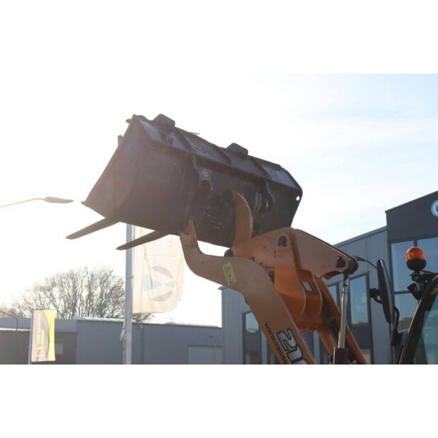 2016 CASE 21F-43461243