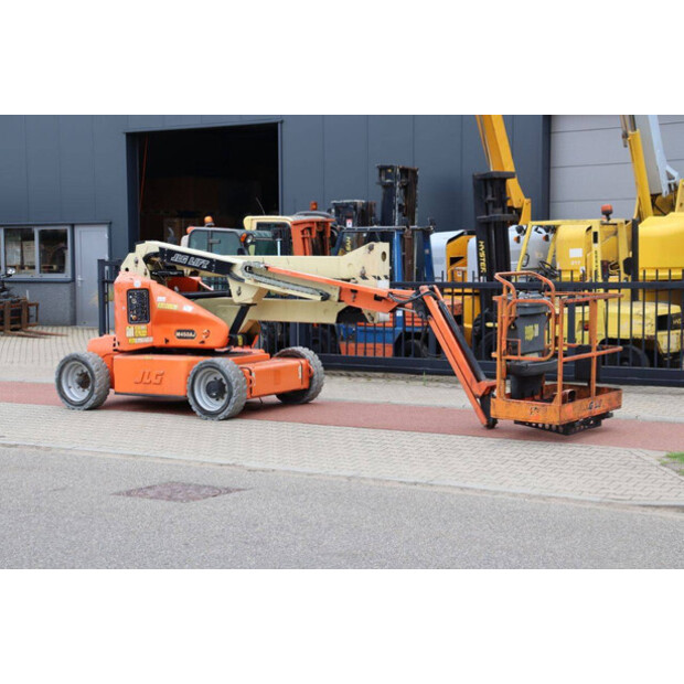 2014 JLG M450AJ-43461401